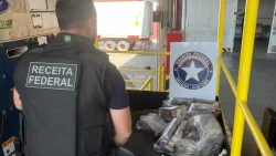 carga-milionaria-de-cocaina-e-encontrada-em-conteiner-de-macas-no-porto-de-navegantes