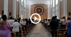 video:-veja-como-foi-a-missa-em-homenagem-as-vitimas-de-ataque-em-creche-de-blumenau