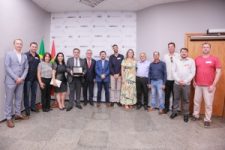 cooperativa-de-eletricidade-praia-grande-recebe-mocao-de-aplauso-da-alesc