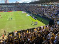 foto:-lauro-milense-faz-1o-gol-do-criciuma-na-serie-b-e-e-‘engolido’-pelos-companheiros