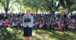 dona-bilica-na-praca:-vanderleia-will-apresenta-espetaculo-com-acessibilidade-em-florianopolis