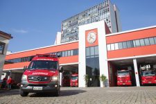 bombeiros-voluntarios-marcam-presenca-na-festa-do-trabalhador-da-ndtv-em-joinville