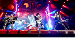 ‘end-of-the-road-tour’:-kiss-encerra-turne-de-despedida-no-brasil-com-show-em-sao-jose