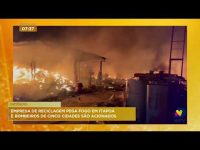 incendio-e-registrado-em-empresa-de-reciclagem-de-itapoa,-no-norte-de-sc