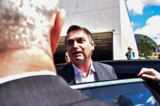 bolsonaro-postou-video-com-criticas-ao-sistema-eleitoral-‘de-forma-equivocada’,-diz-defesa