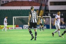 centroavante-deixa-o-figueirense-apos-marcar-apenas-um-gol-em-2023