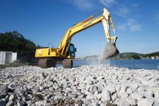 moradores-da-lagoa-da-conceicao,-em-florianopolis,-celebram-retorno-da-obra-para-nova-ponte