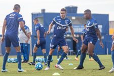 avai-faz-ultimo-treino-antes-de-enfrentar-o-vila-nova;-veja-time-titular