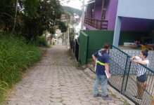 florianopolis:-casan-realiza-visitas-para-informar-moradores-sobre-inicio-de-obras-de-saneamento