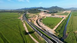 ‘retirar-transito-pesado’:-vereadores-vistoriam-obra-do-contorno-viario-da-grande-florianopolis