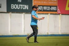 pouso-alegre-x-brusque:-provaveis-times,-hora-e-local-do-jogo-que-vale-lideranca-da-serie-c