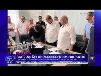 cassacao-de-mandato-em-brusque:-ari-vequi-e-notificado-e-deixa-oficialmente-o-cargo-de-prefeito