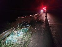 motorista-morre-apos-caminhao-tombar-e-ficar-destruido-na-sc-155,-em-abelardo-luz 