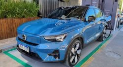 volvo-inaugura-1°-posto-para-carros-eletricos-em-itajai-e-anuncia-investimento-de-r$-28-milhoes