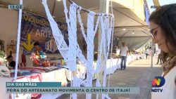 dias-das-maes:-feira-do-artesanato-movimenta-o-centro-de-itajai