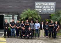 comitiva-de-minas-gerais-realiza-visita-tecnica-para-conhecer-trabalho-de-gestao-do-sistema-prisional-de-santa-catarina