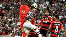 fluminense-e-flamengo-nao-saem-do-zero-em-jogo-com-expulsao-polemica