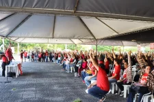 servidores-de-florianopolis-aprovam-estado-de-greve