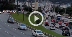 fluxo-intenso-e-operacao-na-ponte-hercilio-luz:-confira-o-transito-na-grande-florianopolis