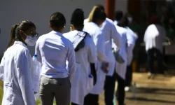 mec-anuncia-novo-teto-para-financiamento-pelo-fies-em-medicina;-saiba-qual-o-novo-valor