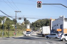 transito-de-importante-rua-de-joinville-e-interditado-por-conta-de-obra