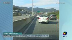 engavetamento-entre-cinco-veiculos-deixa-transito-lento-na-sc-401