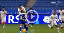 video:-cristiano-ronaldo-aplica-‘mata-leao-aereo’-em-ex-flamengo-na-arabia-saudita