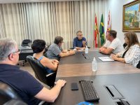 prefeito-de-blumenau-faz-reuniao-com-lideres-sindicais-e-aborda-situacao-da-coteminas