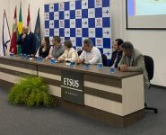 fazenda-explica-funcao-social-dos-tributos-em-evento-com-professores-de-blumenau