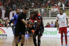 capitao-do-jec-futsal-tem-lesao-confirmada-e-esta-fora-da-temporada