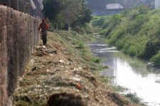 sao-jose-executa-plano-de-desassoreamento-em-rios-para-evitar-alagamentos